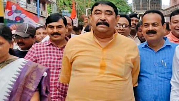 লক্ষ্মীর ভান্ডারেই ছাব্বিশের বাজি! বিধানসভা নির্বাচনে তৃণমূল কত আসন পাবে? কী বললেন কেষ্ট?