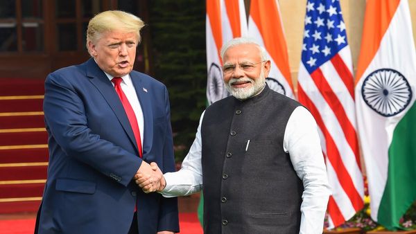 দুই দেশের সম্পর্কের নতুন অধ্যায়! ভারত এবং আমেরিকার বাণিজ্য চুক্তিতে কমল শুল্ক, কত?