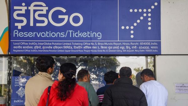 সুখবর! ফ্লাইটের টিকিটে এখন থেকে আর দিতে হবে না কোনও এক্সট্রা চার্জ, কোন কোন ক্ষেত্রে? নতুন নিয়ম ডিজিসিএ-র