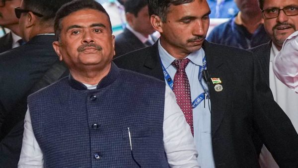 'বাপ' নিয়ে চুলোচুলি! ‘মোদীর ব্যাটা’ শুভেন্দু, উদয়নের ‘বাবা চোর’, উত্তাল বিধানসভা, ঘটনা কী?