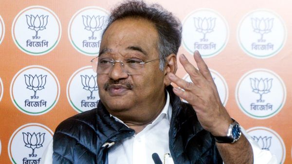 খাবার বিষয়ে সকলেই স্বাধীন, তবে প্রকাশ্যে গোমাংস বিক্রিতে বিরোধিতা বিজেপির, স্পষ্ট বার্তা শমীকের