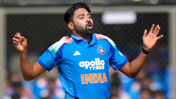 টি২০ বিশ্বকাপে মার্কিন যুক্তরাষ্ট্র ম্যাচের আগেই ধাক্কা খেল ভারত, ছিটকে গেলেন হর্ষিত, দলে সিরাজ