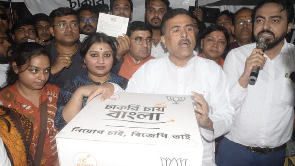 এসআইআর নিয়ে সস্তা রাজনীতি করছেন মমতা, রাখেননি প্রতিশ্রুতি, অভিযোগ শুভেন্দুর 