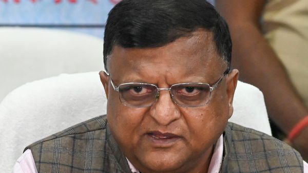 ফেব্রুয়ারি মাস শেষের আগেই রাজ্যে চূড়ান্ত ভোটার তালিকা প্রকাশ, জানালেন মনোজ