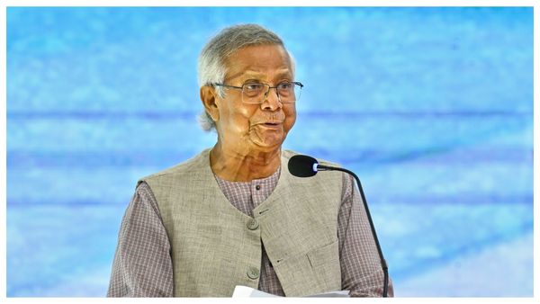 বাংলাদেশে সমালোচনার মুখে বিদায়ী ভাষণে ভারতের সেভেন সিস্টার্স প্রসঙ্গ টেনে তীব্র বক্তব্য ইউনূসের