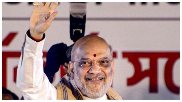 শাহের হাতেই বিজেপির সঙ্কল্পপত্র উন্মোচন! রায়দিঘির প্রতিশ্রুতির জোরে ভোটের ময়দানে নতুন কৌশল