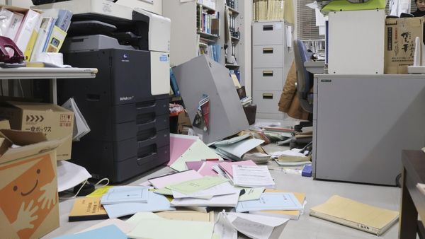 ভূমিকম্পে কেঁপে উঠল প্রশান্ত মহাসাগরের দ্বীপরাষ্ট্র! রিখটার স্কেলে কম্পনমাত্রা ৭.৬, জারি সুনামির সতর্কতা