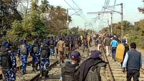 সুপ্রিম কোর্টে ধাক্কা রাজ্য সরকারের, বেলডাঙার ঘটনায় এনআইএ তদন্তে স্থগিতাদেশ নয়, বহাল হাইকোর্টের আদেশ