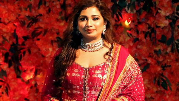 কনসার্টে লিপ-সিঙ্ক? 'এটা আলসেমির কাজ', সাফ মন্তব্য শ্রেয়া ঘোষালের, আর কী বললেন তিনি?