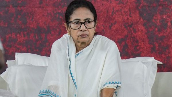 ভোট ঘোষণার আগেই রাজ্য পুলিশে বড় রদবদল! একাধিক ইন্সপেক্টর ও ১২ থানার আইসি বদল নবান্নের