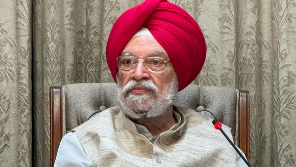 জ্বালানি সঙ্কট নিয়ে আতঙ্ক! লকডাউনের জল্পনায় স্পষ্ট বার্তা দিলেন কেন্দ্রীয় মন্ত্রী, কী বললেন হরদীপ সিং পুরী?