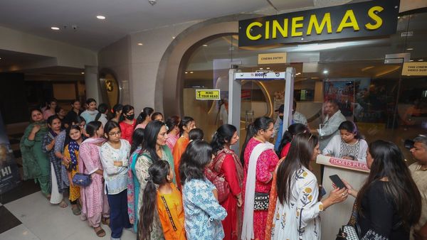 মধ্যপ্রাচ্য সংকটে পিছিয়ে দেওয়া হল 'টক্সিক'-এর মুক্তি'! নতুন তারিখ কবে? জেনে নিন