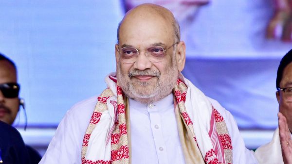 রাতেই শহরে শাহ, মমতা-অভিষেকদের বিঁধে কাল প্রকাশ করবেন চার্জশিট