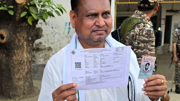 হুমায়ুন কবীরকে ঘিরে 'গো ব্যাক', 'চোর' স্লোগান, মুর্শিদাবাদে ভোট চলাকালীন তীব্র উত্তেজনা