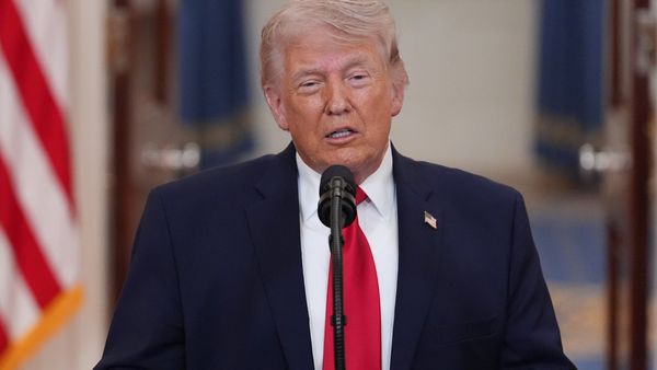 'খুব দ্রুত যুদ্ধ শেষ করব'! ইরান ইস্যুতে কড়া বার্তা মার্কিন প্রেসিডেন্টের, কী বললেন?