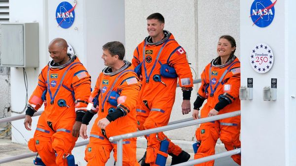 ৫৪ বছর পর চাঁদের পথে মানুষ, ৪ মহাকাশচারী নিয়ে নাসার 'আর্টেমিস ২'-এ ইতিহাসের নতুন অধ্যায়