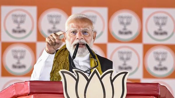 বাংলার জন্য মোদীর 'ছয় গ্যারান্টি', হলদিয়ার সভায় আক্রমণের ঝড় তুলে সুশাসনের অঙ্গীকার প্রধানমন্ত্রীর