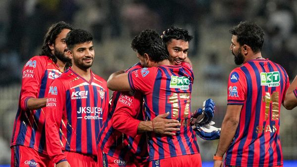 অবিশ্বাস্য ব্যাটিং মুকুল চৌধুরীর! লখনৌয়ের কাছে জেতা ম্যাচ হেরে জয়ের খাতাই খুলতে পারল না কেকেআর