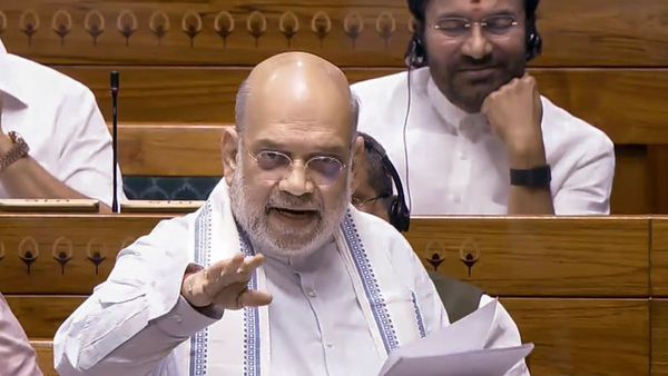 আইনের প্রয়োগ নয়, নারী সংরক্ষণেরই বিরোধিতা বিরোধীদের, সংসদে প্রতিপক্ষকে সোজা আক্রমণ অমিত শাহের