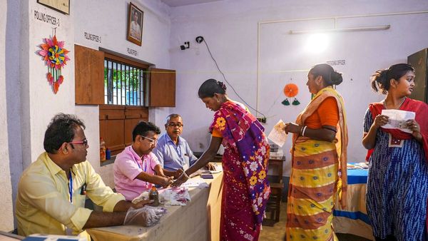 ভোটারদের সুবিধার্থে রাজ্যজুড়ে ৪,৬৬০টি নতুন বুথ তৈরির সিদ্ধান্ত নির্বাচন কমিশনের