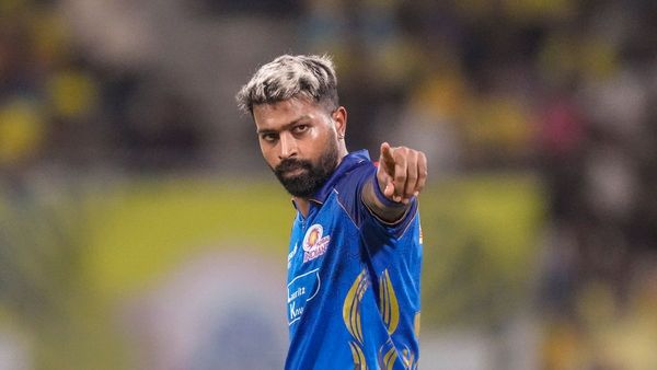 হার্দিক পান্ডিয়া কি মুম্বই ইন্ডিয়ান্সকে আনফলো করেছেন? প্লে-অফ বিপর্যয়ের পর ইন্টারনেটে তোলপাড়