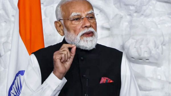 প্রধানমন্ত্রী মোদীকে নিয়ে বিকৃত কার্টুন! নরওয়ের সংবাদপত্রকে তুলোধোনা ভারতের, সমালোচনা সোশ্যাল মিডিয়ায়ও