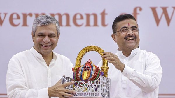 পশ্চিমবঙ্গ রেল উন্নয়নের জোয়ার! ১ লক্ষ কোটি টাকার মেগা প্রকল্পের ঘোষণা রেলমন্ত্রী অশ্বিনী বৈষ্ণবের