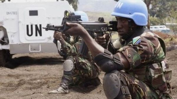 জাতিসংঘের দুজন বিশেষজ্ঞকে নৃশংসভাবে হত্যাকাণ্ডের ভিডিও সাংবাদিকদের প্রদর্শনের পর তার সমালোচনা করেছে সংস্থাটি