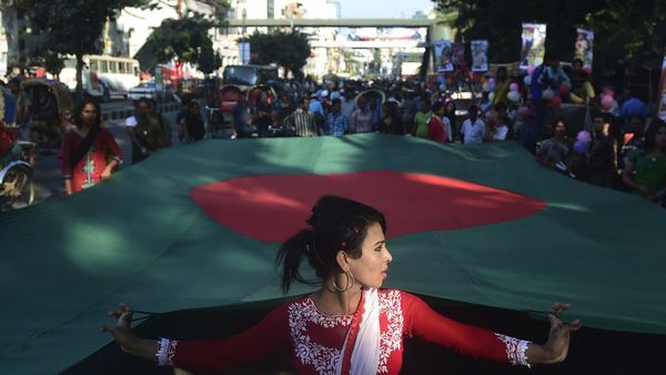 বাংলাদেশে কতটা বৈষম্যের শিকার হতে হচ্ছে হিজড়াদের?