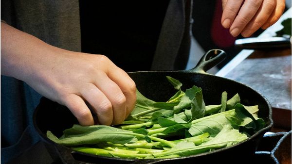 দীর্ঘ সময় কাজ করলে স্ট্রোকের ঝুঁকি আছে - গবেষণা