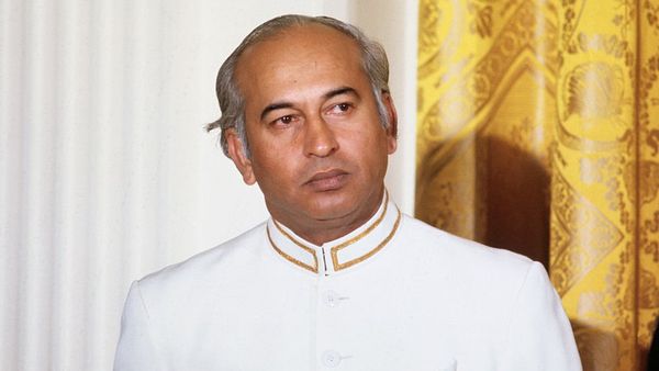 স্বাধীনতার ৫০ বছর: যেভাবে পরিকল্পনা করা হয়েছিল 'অপারেশন সার্চলাইট'