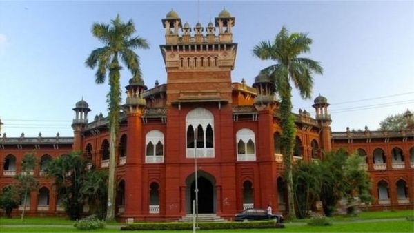 ঢাকা বিশ্ববিদ্যালয় শতবর্ষ: একজন ছাত্রী নিয়ে শুরু করা বিদ্যাপীঠের নারীশিক্ষা ও ক্ষমতায়ণে যে ভূমিকা