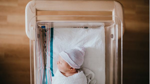 যমজ শিশু জন্মের কারণ ও ঝুঁকি সম্পর্কে আপনার যা জানা প্রয়োজন