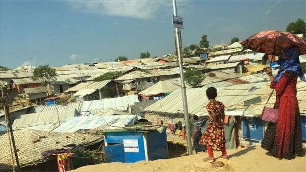 ফেসবুক: মিয়ানমারে রোহিঙ্গা বিদ্বেষ ছড়ানো ইস্যুতে মেটার বিরুদ্ধে ১৫০ বিলিয়ন ডলারের ক্ষতিপূরণ মামলা