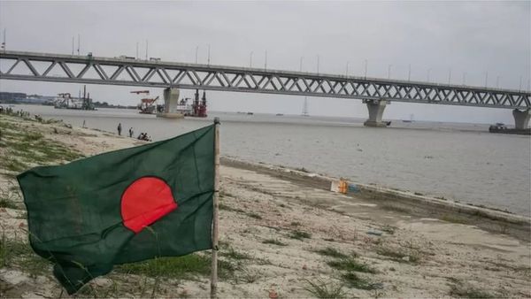 পদ্মা সেতু: উচ্ছ্বাস রূপ নিয়েছিল বিশৃঙ্খলায়, কিন্তু কেন তা আগে থেকে আঁচ করতে পারেনি কর্তৃপক্ষ