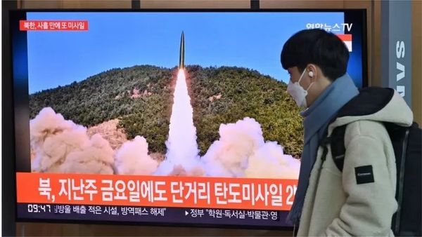 উত্তর কোরিয়া: জাপানের ওপর দিয়ে ক্ষেপণাস্ত্র ছোঁড়ার পর নতুন উত্তেজনা, যুক্তরাষ্ট্র-দক্ষিণ কোরিয়ার পাল্টা হুঁশিয়ারি