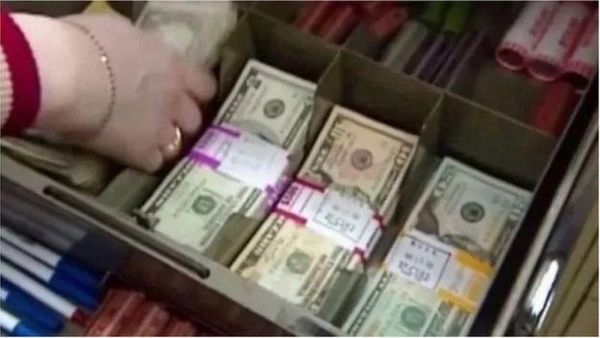 'ডলার সংকটের আরও অবনতি হতে পারে'