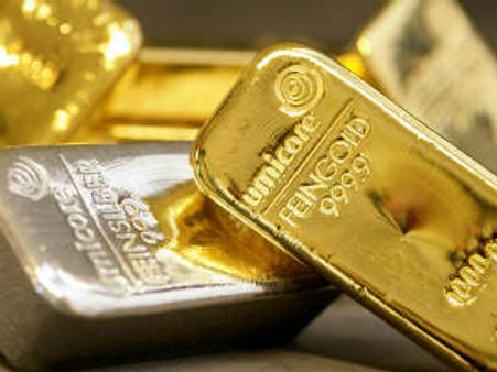 સોનું 32,900 રૂપિયાની નવી સપાટીએ, ચાંદીમાં પણ ઉછાળો