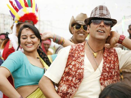 જોકરની નિષ્ફળતા બદલ અક્ષય પાસેથી વળતર માંગતા શિરીષ કુંદર