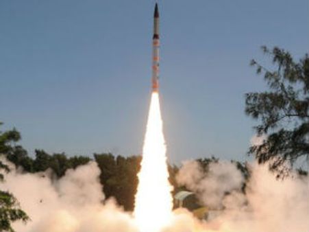 ઓડિશામાં અગ્ની-4 પરમાણુ મિસાઇલનું સફળ પરિક્ષણ કરાયું