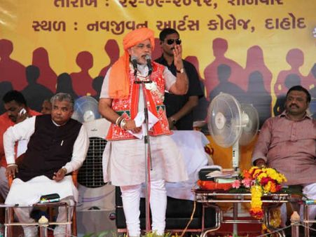 આદિવાસી કિસાનોને આધુનિક ખેતી માટે નર્મદા સિંચાઇનો મહત્વાકાંક્ષી રૂ.૩૩૨૫ કરોડનો પ્રોજેકટ મંજૂર