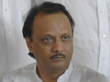 અજીત પવારે રાજીનામુ આપતા મહારાષ્ટ્રમાં રાજકીય કટોકટી