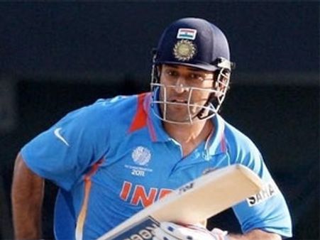 ત્રીજી વનડેમાં ધોનીનું રમવું શંકાસ્પદ