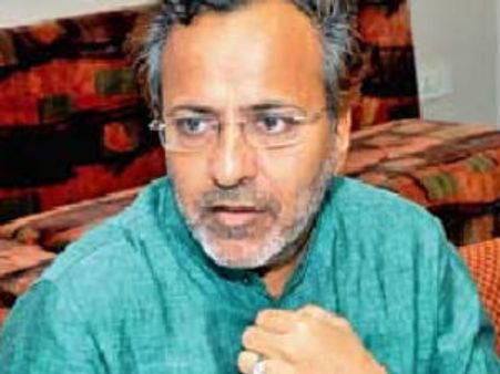 આદેશ પાલે કર્યો અર્જૂન મોઢવાડિયા સામે માનહાનિનો દાવો