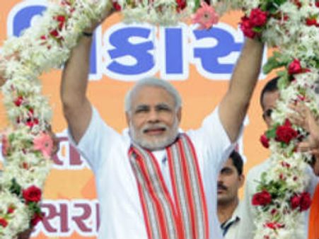 કોંગ્રેસે ખોદેલા ખાડા હું પૂરી રહ્યો છું : મોદી