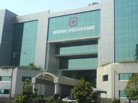 એનએસઇ નિફ્ટી 12 પોઇન્ટ વધીને ખૂલ્યો