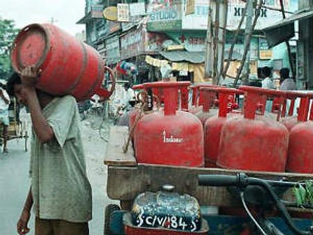 આનંદો! સબસિડીવાળા સિલિન્ડરમાં થઇ શકે છે વધારો