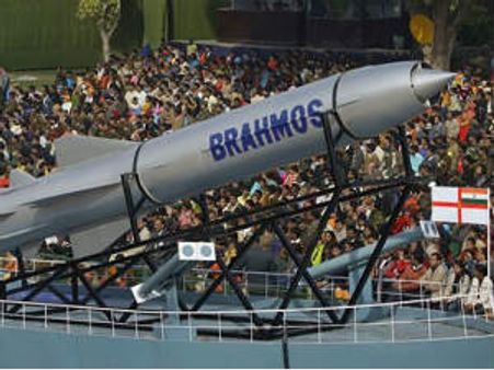 આજે બ્રહમોસ મિસાઇલનું સફળ પરિક્ષણ કરાયું