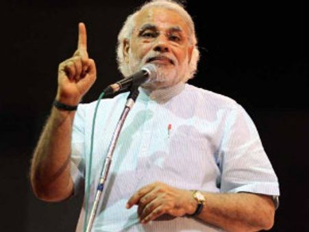 કોંગ્રેસ 'જમાઇરાજા'ની સેવામાં વ્યસ્ત છે : નરેન્દ્ર મોદી