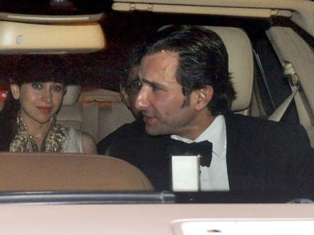 સૈફ-કરીનાની મહેંદી રશમ, જુઓ તસવીરોમાં